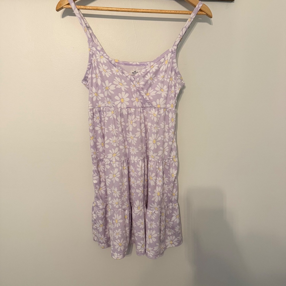 Hollister Purple Daisy Floral Tiered Mini Dress XS Lavender Ruffle Sleeveless